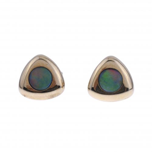 EARRINGS WITH AUSTRALIAN OPAL.