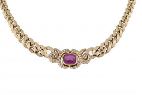 GARGANTILLA CON TURMALINA ROSA Y DIAMANTES.