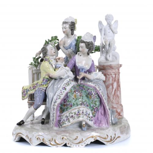 "GALLANT SCENE IN THE GARDEN", FRENCH FIGURAL GROUP FROM PARIS, MEISSEN STYLE, EARLY DECADES 20TH CENTURY.