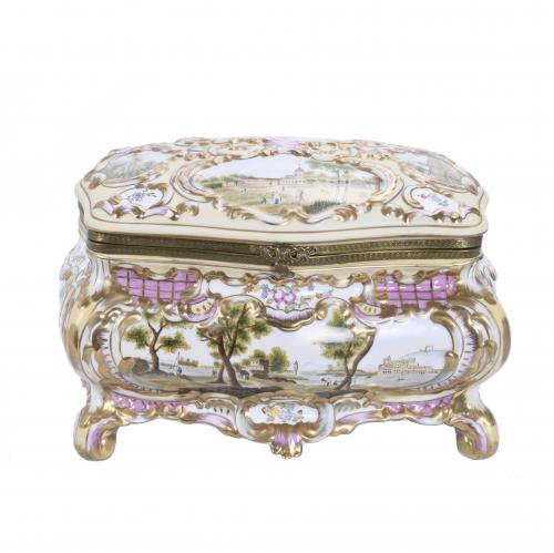 LARGE FRENCH JEWELLERY BOX, FIRST HALF OF THE 20TH CENTURY .