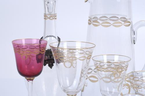 FRENCH GLASSWARE FOR SIX SERVICES, MID 20TH CENTURY.