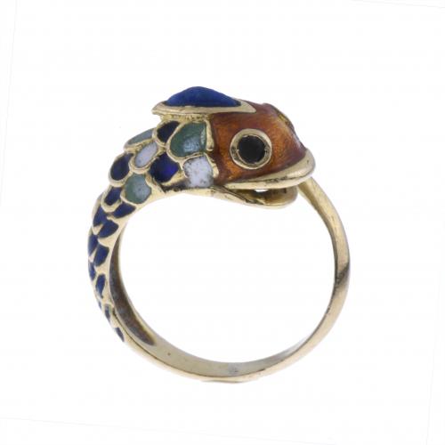 FISH RING WITH ENAMEL.