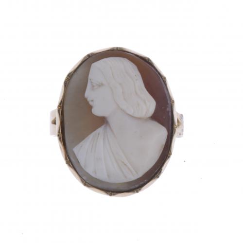 CAMEO RING.