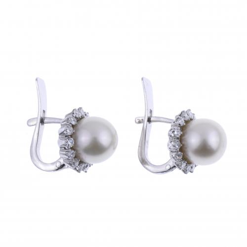 PENDIENTES DE PERLA Y DIAMANTES.