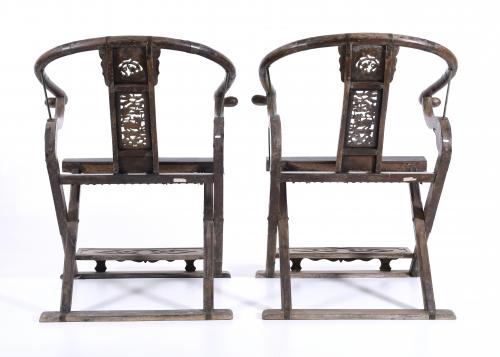 PAIR OF CHINESE HORSESHOE-BACKED "HUNTING" CHAIRS, 20TH CEN