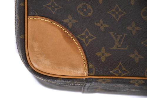 LOUIS VUITTON. MALETA "SIRIUS".