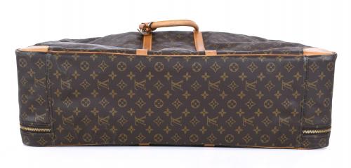 LOUIS VUITTON. MALETA "SIRIUS".