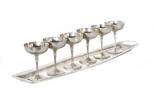 SET OF SIX SPANISH CAVA GLASSES AND A TRAY IN SILVER, MID 2