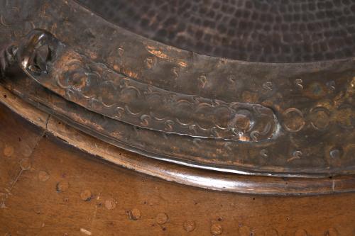 SPANISH BRAZIER AND BRAZIER BOX, 20TH CENTURY.