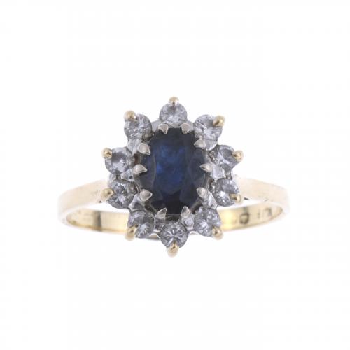 ROSETTE RING WITH SAPPHIRE AND DIAMONDS.