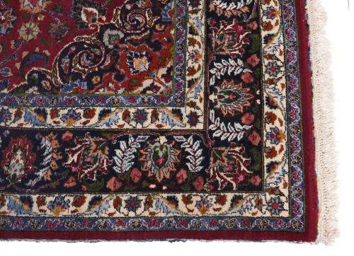 PERSIAN CARPET, 20TH CENTURY.