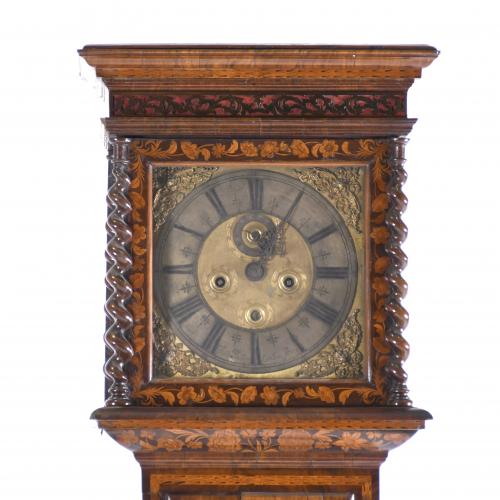 RICH BAKER, LONDON. WILLIAM AND MARY GRANDFATHER CLOCK. 17T