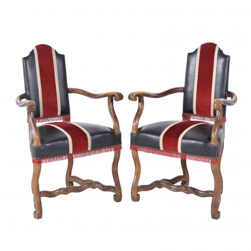 PAIR OF VALENTÍ ARMCHAIRS. MID 20TH CENTURY. 