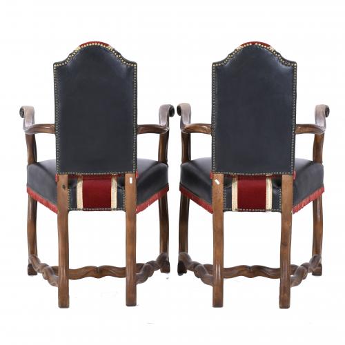 PAIR OF VALENTÍ ARMCHAIRS. MID 20TH CENTURY. 