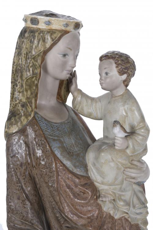 LLADRÓ. "MADONNA AND CHILD", 20TH CENTURY.