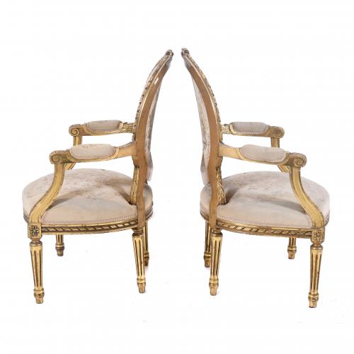 PAIR OF LOUIS XVI STYLE ARMCHAIRS, EARLY 20TH CENTURY.