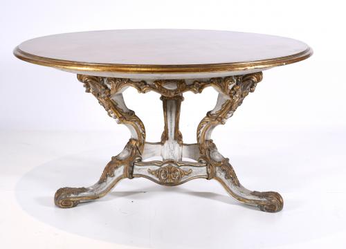 DINING TABLE AND CHAIRS, LOUIS XV STYLE. MID 20TH CENTURY.