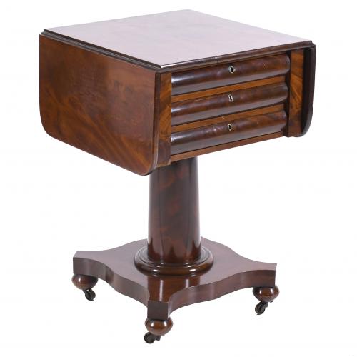 BIEDERMEIER PEDESTAL TABLE, 1815-1830.