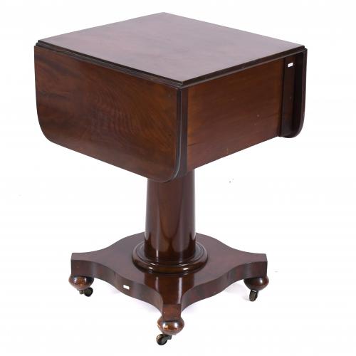 BIEDERMEIER PEDESTAL TABLE, 1815-1830.