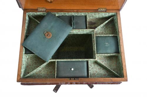 VICTORIAN GAME TABLE-SEWING TABLE, 19TH CENTURY. 