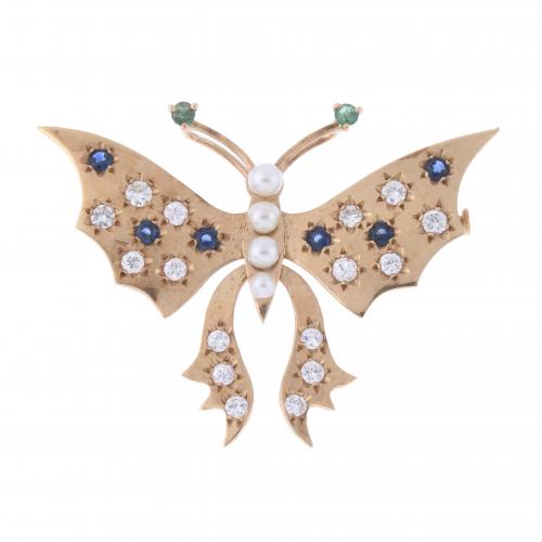 BUTTERFLY-SHAPED BROOCH.