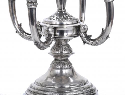 PAIR OF SILVER CANDELABRA, 20TH CENTURY. 