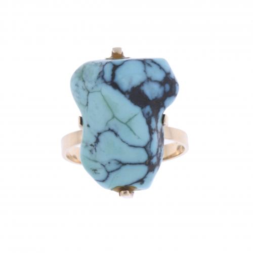 RING WITH NATURAL TURQUOISE.