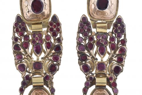 CATALAN LONG EARRINGS, MID 18TH CENTURY.