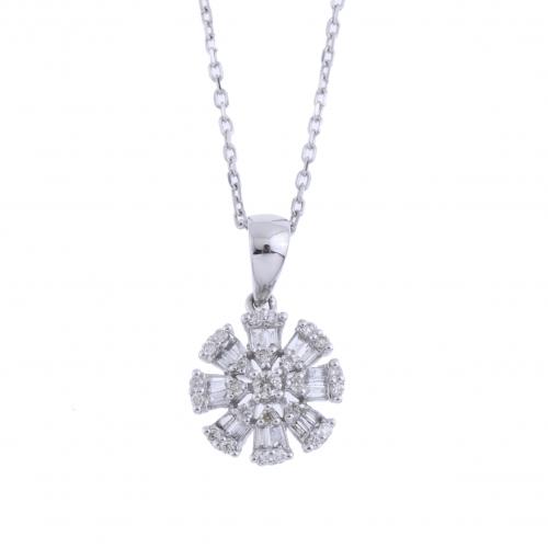 STAR-SHAPED DIAMONDS PENDANT.