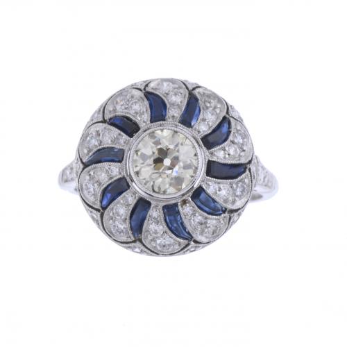 ART DECO RING WITH DIAMONDS AND SAPPHIRES.