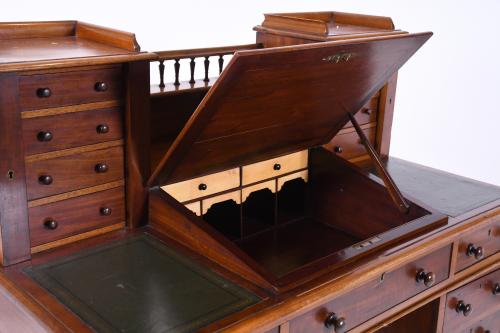 ENGLISH "DICKENS" DESK, 20TH CENTURY.