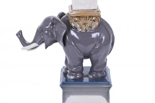 LLADRÓ.  "ELEPHANT WITH AN OBELISK", 20TH CENTURY.