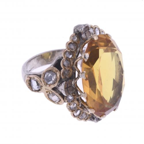 LARGE RING WITH CITRINE.