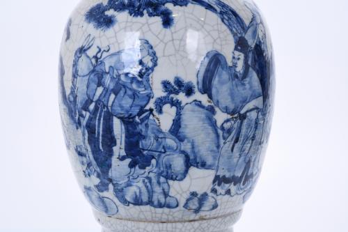 LARGE CHINESE VASE, EARLY 20TH CENTURY.