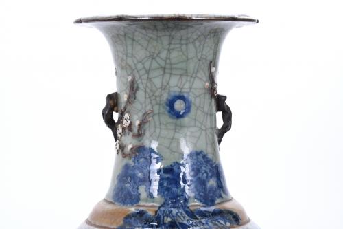 LARGE CHINESE VASE, EARLY 20TH CENTURY.