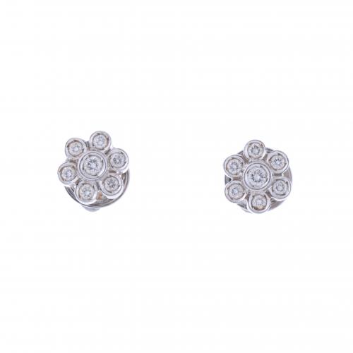 DIAMONDS FLORAL EARRINGS.