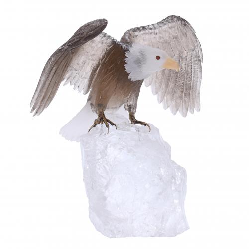 IDAR-OBERSTEIN SCHOOL, 20TH CENTURY. QUARTZ CARVING "EAGLE", 20TH CENTURY. 