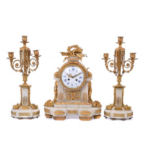 NAPOLEON III TABLE CLOCK, LOUIS XVI STYLE, WITH ORNAMENTS, 1850-1880.