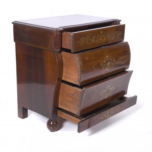 SMALL ELIZABETHAN CHEST OF DRAWERS, 20TH CENTURY.