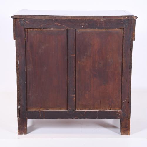 SMALL ELIZABETHAN CHEST OF DRAWERS, 20TH CENTURY.