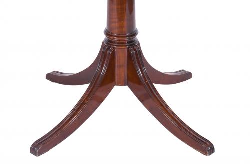 GEROGE V STYLE DINING TABLE, 20TH CENTURY. 