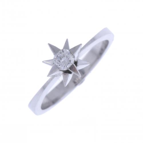 DIAMOND SOLITAIRE RING.