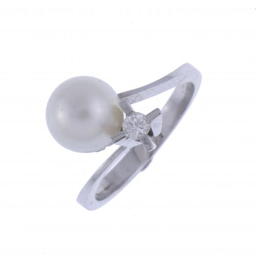 YOU AND ME RING WITH DIAMOND AND PEARL