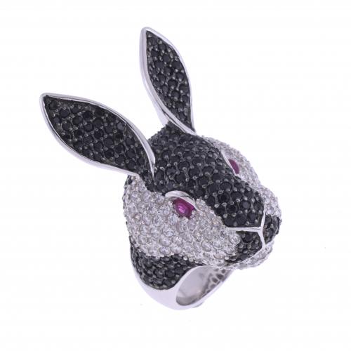 LARGE RABBIT-SHAPED RING.