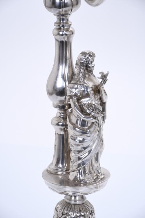 PAIR OF ALPHONSINE CANDELABRA IN SILVER, EARLY 20TH CENTURY.