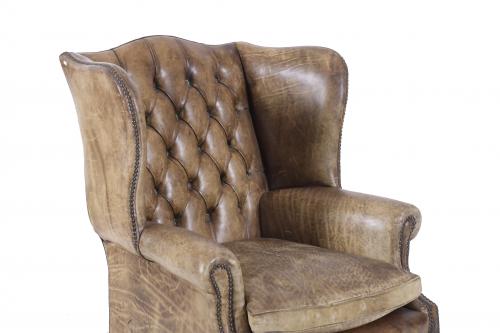 CHESTERFIELD STYLE ARMCHAIR, 20TH CENTURY. 