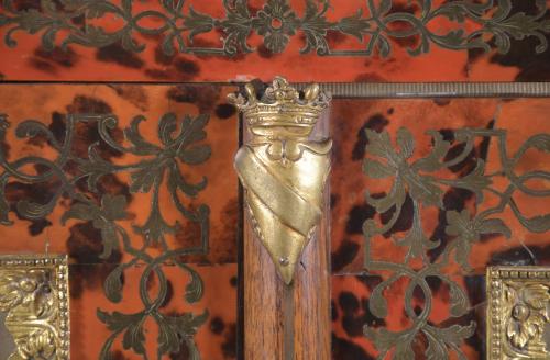 NAPOLEON III DISPLAY CABINET WITH BOULLE MARQUETRY.