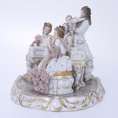 CAPODIMONTE MANUFACTURE. FIGURAL GROUP WITH MUSICAL SCENE, 