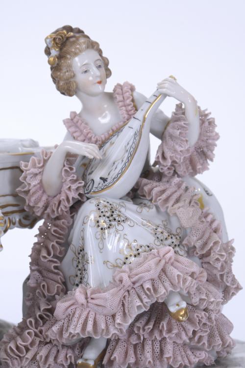 CAPODIMONTE MANUFACTURE. FIGURAL GROUP WITH MUSICAL SCENE, 