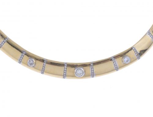 DIAMONDS CHOKER.